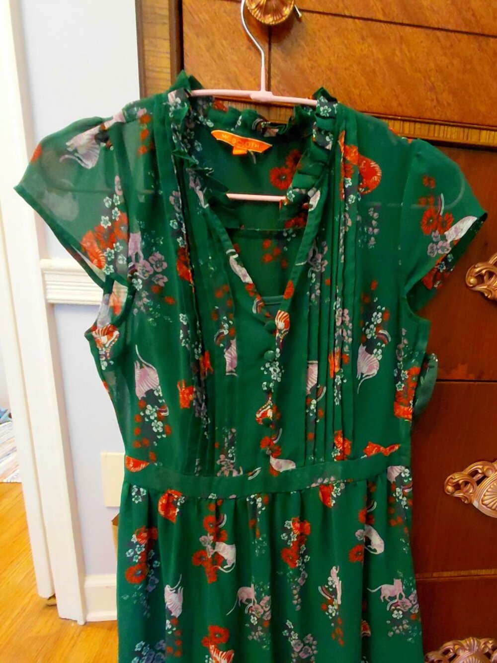 Beautiful green cat print Modcloth
